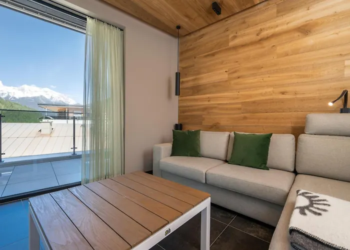 Alpiner Glam Penthouse In Der Residenz Silvretta アパート *