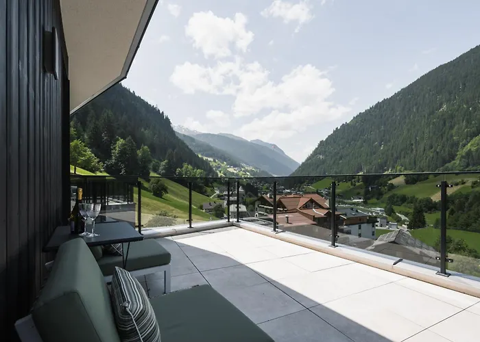 アパート Alpiner Glam Penthouse In Der Residenz Silvretta *