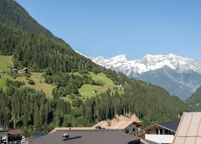 Alpiner Glam Penthouse In Der Residenz Silvretta *