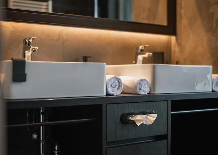 Alpiner Glam Penthouse In Der Residenz Silvretta * ゼー