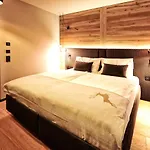 Lägenhet Alpiner Glam Penthouse In Der Residenz Silvretta