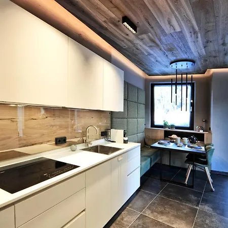 아파트 Alpiner Glam Penthouse In Der Residenz Silvretta, Inkl Silvretta Card Premium 시